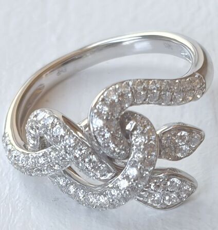 Brillantring af 14 kt. hvidguld