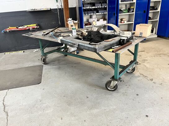 Svejsebord m. Indhold 250x125 cm, 10 MM plade.