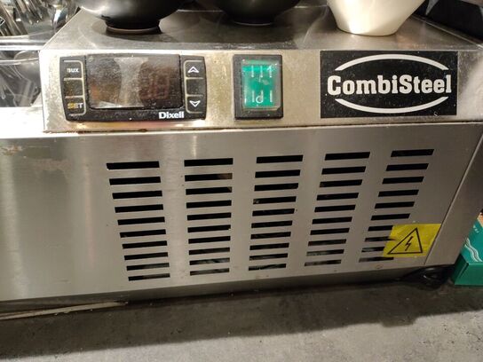 Salatbar.  COMBISTEEL