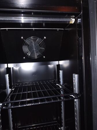 Displaykøleskab.  COMBISTEEL. 