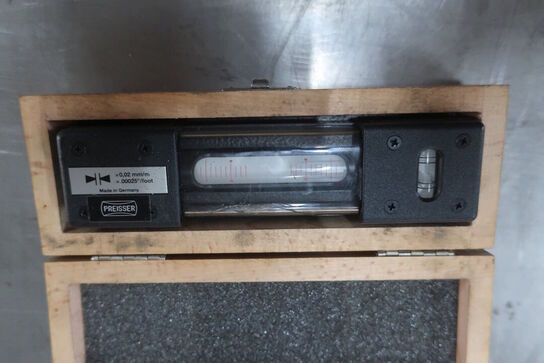 Maskinniveau med prismatisk bund