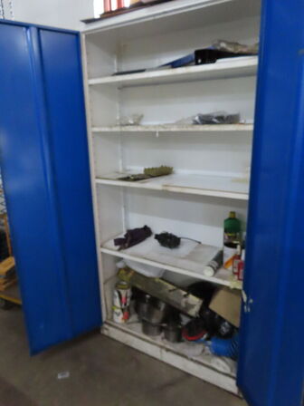 Værktøjsskab med indhold