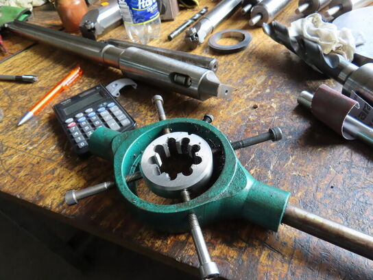 Filebænk med indhold