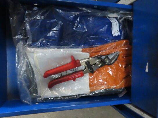 Værkstedsvogn med indhold