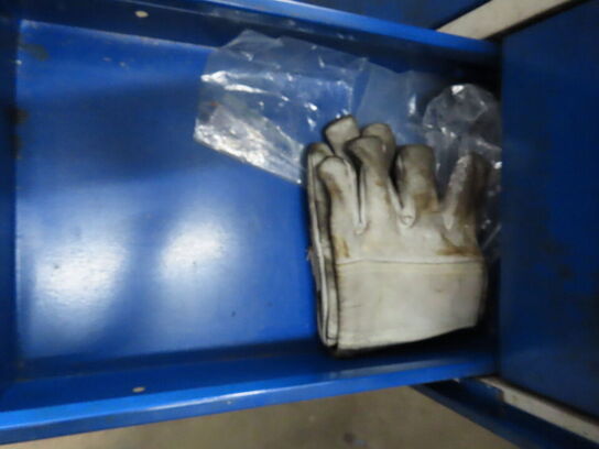 Værkstedsvogn med indhold