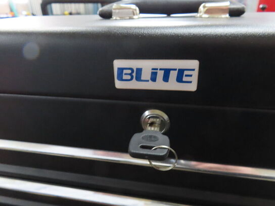 Værktøjstaske med indhold