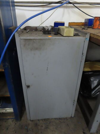 Værktøjsskab uden indhold