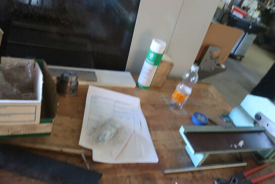 Arbejdsbord uden indhold