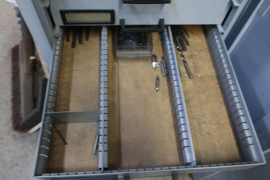 Skuffemodel med sortiment af bor