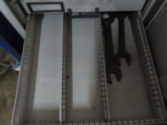 Værktøjsskab uden indhold