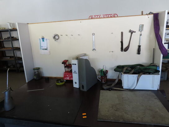 Filebænk med indhold