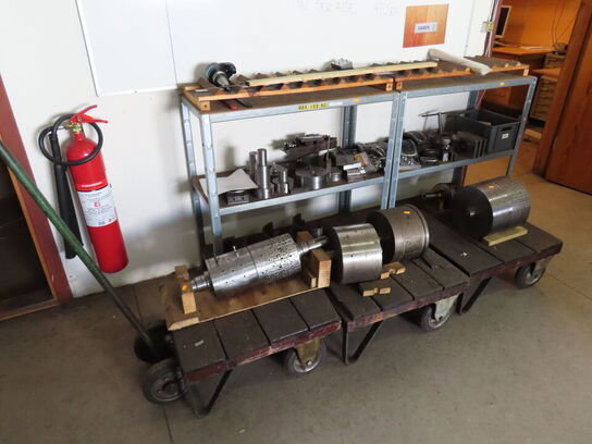 Div. reoler og vogne med indhold af værktøj og metalemner