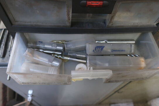 Skuffemodel med sortiment af bor