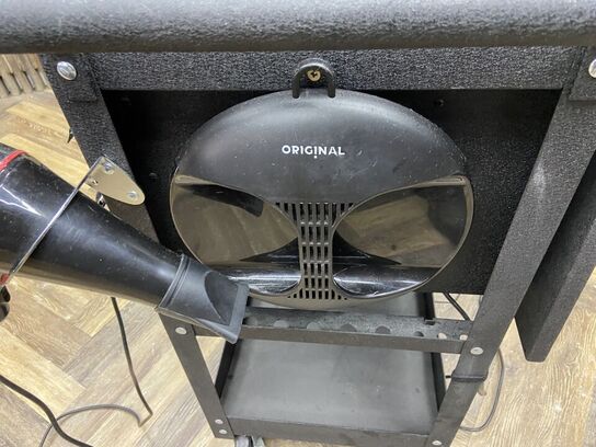 Rullevogn med indhold og skammel