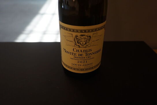 5 flasker LOUIS JADOT CHABLIS