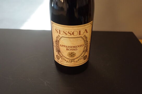 7 flasker blandet vin