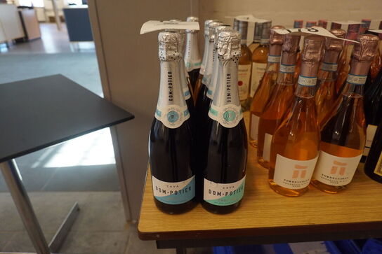 8 flasker DOM POTIER CAVA