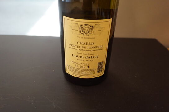 5 flasker LOUIS JADOT CHABLIS