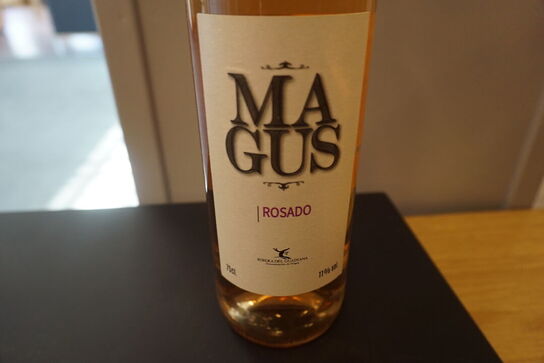 8 flasker MAGUS ROSÉ