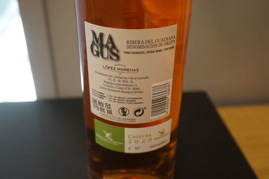 8 flasker MAGUS ROSÉ