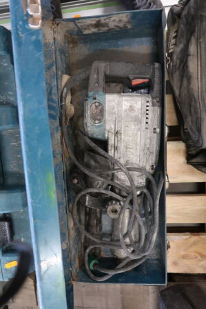 Nedbrydningshammer MAKITA HM1304