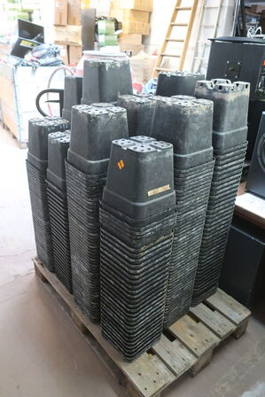 Ca. 400 stk. plastik potter 