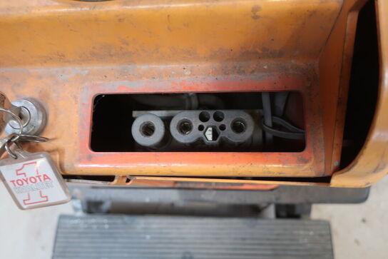 Elstabler TOYOTA SM 12 F/1