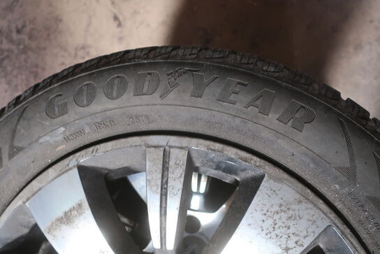 4 stk. dæk med fælge GOODYEAR  205/60R16