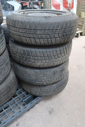 4 stk. dæk med fælge POLARIS 5 185/65R15