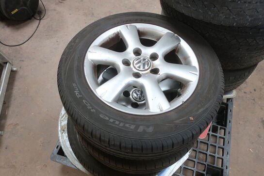 4 stk. dæk med fælge NEXEN 185/65R15