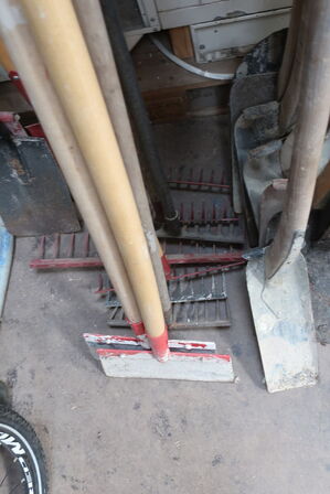 28 stk. haveredskaber