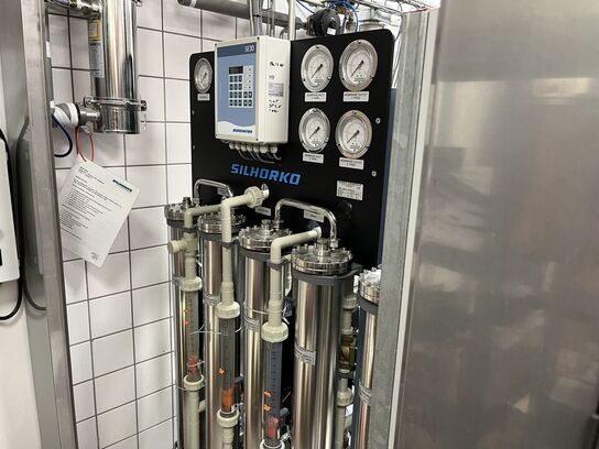Rense anlæg af vand fra Silhoko. 