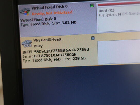 DELL OptiPlex 3050 | Intel i5-7500T | 8 GB | 256 GB SSD | SAMSUNG 22" skærm