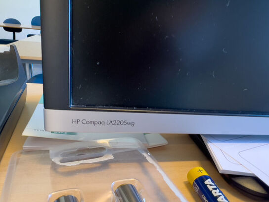 Projektor BENQ MW536 inkl. lærred, højttalere & skærm