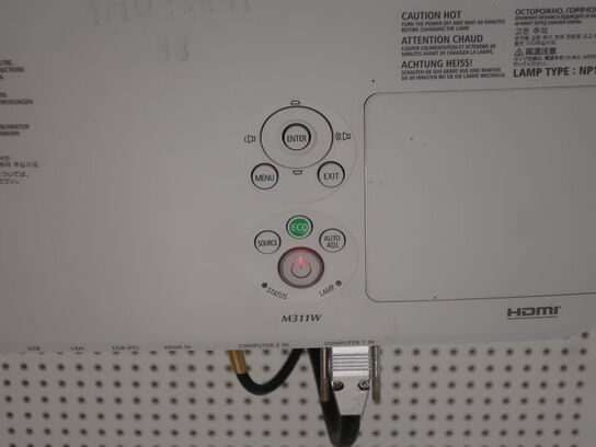 Projektor NEC ME311W inkl. lærred