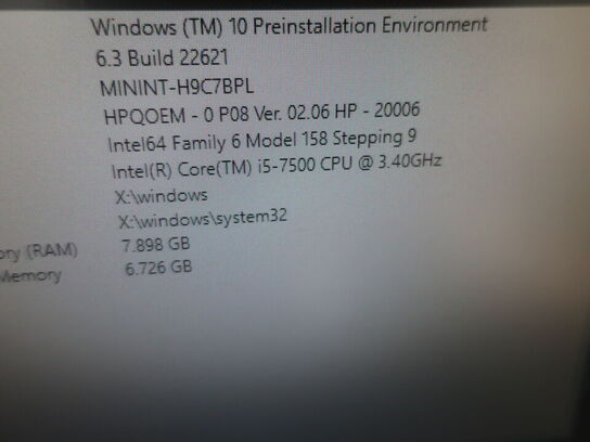 HP ProDesk | Intel i5-7500 | 8 GB | 256 GB SSD | HP 22" skærm