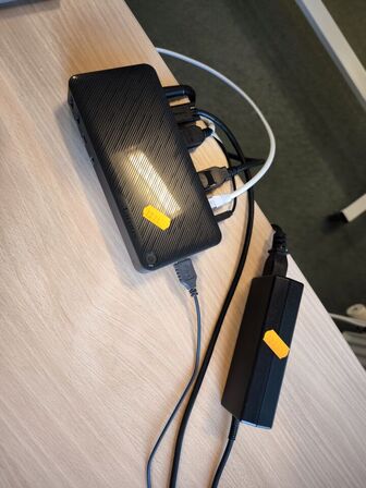 2 stk. 27" HP EliteDisplay E273 inkl. 2 stk. tastatur, mus & dockingstation