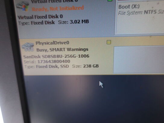 HP ProDesk | Intel i5-7500 | 8 GB | 256 GB SSD | HP 22" skærm