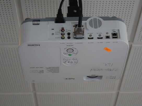 Projektor NEC ME301W inkl. lærred