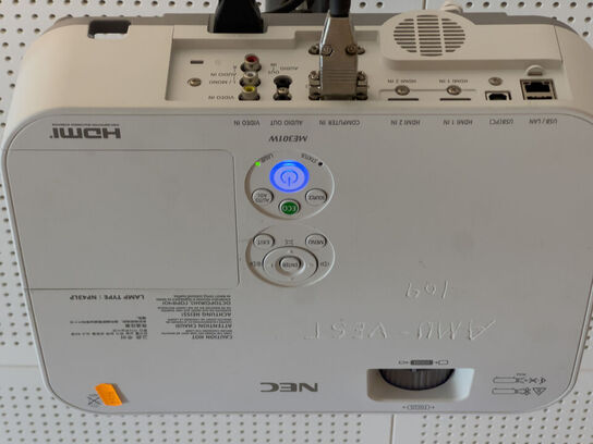 Projektor NEC ME301W inkl. lærred & højttalere