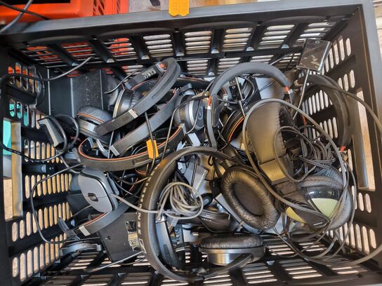 1 ks. m. headset/hovedtelefoener 