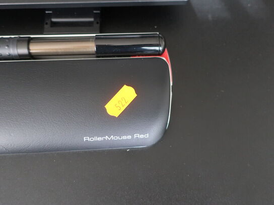 2 stk. HP EliteDisplay 27" skærme inkl. rollermouse & div. tilbehør