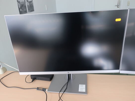 2 stk. HP EliteDisplay 27" skærme inkl. rollermouse & div. tilbehør
