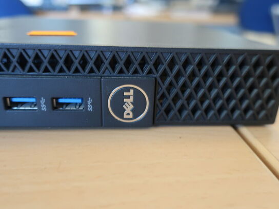 DELL OptiPlex 3050 | Intel i5-7500T | 8 GB | 256 GB SSD | SAMSUNG 22" skærm