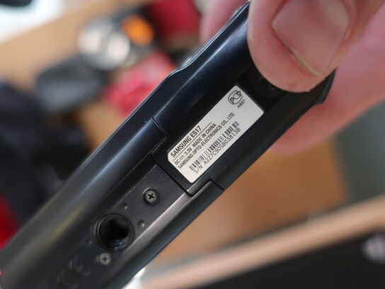 Ældre kameraer SAMSUNG, NIKON 