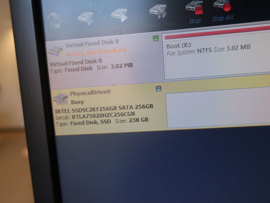 DELL OptiPlex 3050 | Intel i5-7500T | 8 GB | 256 GB SSD | SAMSUNG 22" skærm