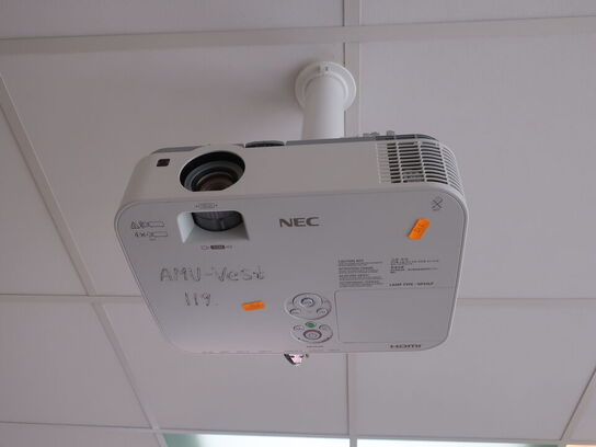 Projektor NEC ME301W inkl. lærred