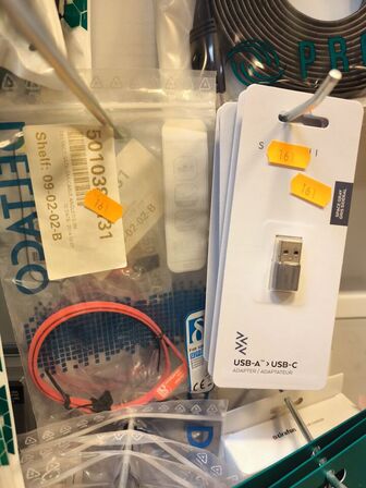 Div. kabler & adaptere (ubrugt) (se billeder)