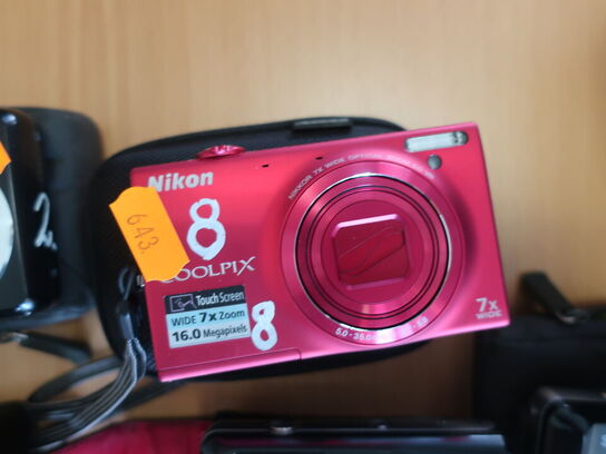 Ældre kameraer SAMSUNG, NIKON 