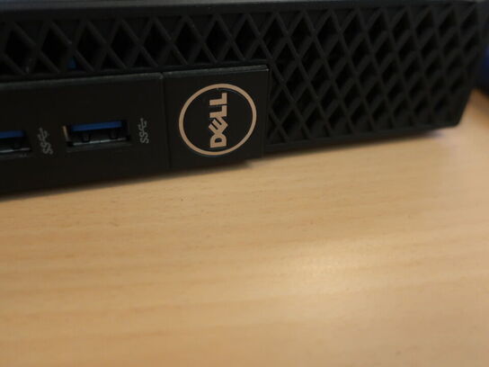 DELL OptiPlex 3050 | Intel i5-7500T | 8 GB | 256 GB SSD | SAMSUNG 22" skærm